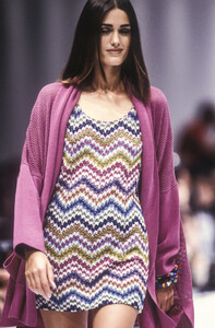 813082367_Missoni1991WomenRTW41.thumb.jpg.d96c5227f8850bb3281e647971405603.jpg