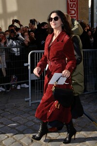        mon210119BZNimage111.jpg