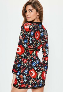 missguided-designer-black-Tall-Black-Floral-Print-Plunge-Dress (2).jpeg