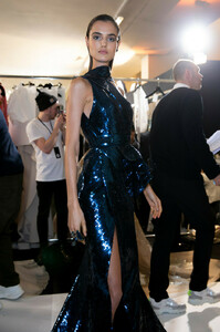 Elie+Saab+Spring+2019+Backstage+XDMbaaA4KWJx.jpg
