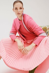 Alisa-Ahmann-Fischer-Cover-Catalog-Shoot14.thumb.jpg.e742f9c206705acc8451c32584c2cb0e.jpg