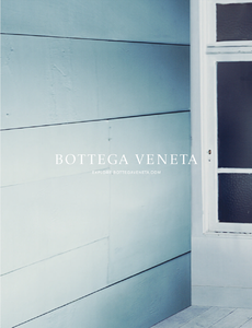 Araki_Bottega_Veneta_Spring_Summer_2015_01.thumb.png.244a98d35900c57ba2b980d74196cb37.png