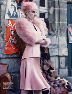 Couture_Clash_McDean_W_Magazine_October_2013_06.thumb.png.85888a2ee73209c9f53628352137929d.png