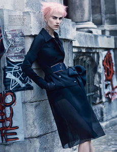 Couture_Clash_McDean_W_Magazine_October_2013_07.thumb.png.f321cc94a8190b34c468798e28134c38.png