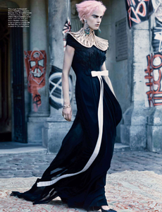 Couture_Clash_McDean_W_Magazine_October_2013_09.thumb.png.4f27e20ac23d98cd35e745ec28ec301d.png