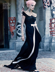 Couture_Clash_McDean_W_Magazine_October_2013_09.thumb.png.b757880ebab2ecaf9278bd84760ed39d.png
