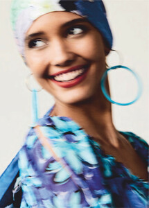 Elle_Canada_-_February_2019-20.jpg