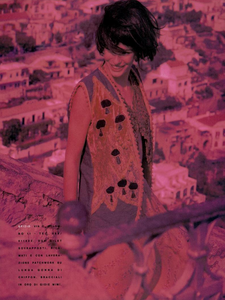 Ferraano_Vogue_Italia_June_1990_08.thumb.png.0f31bb5b4635adf6fe91f00b6b11270c.png