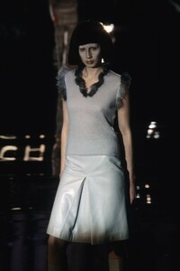 GIVENCHY-FALL-1999-RTW-065.jpg