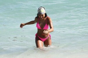 Karrueche-Tran-in-Pink-Bikini-2018--13-670x447.jpg