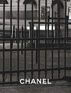 Lagerfeld_Chanel_Spring_Summer_2015_04.thumb.png.0aafcbee5c02af5a3bc65453fbc9e250.png