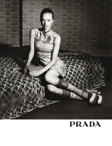 Meisel_Prada_Spring_Summer_2015_02.thumb.png.284350023afc110bef4c02349242ebeb.png