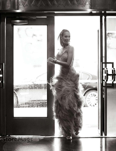 Meisel_W_Magazine_September_2013_06.thumb.png.2a21daed3e6cacc3ffd22539dcd54cda.png