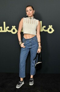 Miley-Cyrus_-Miu-Miu-SHAKO-MAKO-Release-Party--07-670x1018.jpg