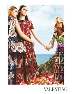 Pudelka_Valentino_Spring_Summer_2015_04.thumb.png.8c4cde417c4779b71aae06acba215f93.png
