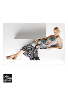 Saks_Fifth_Avenue_Spring_Summer_2015_12.thumb.png.24ace01563a30378e5e780901dca5507.png