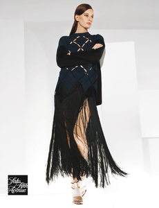 Saks_Fifth_Avenue_Spring_Summer_2015_14.thumb.png.5b4ca84e3d78f8862a22362872910238.png