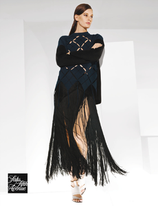 Saks_Fifth_Avenue_Spring_Summer_2015_14.thumb.png.d5d6cc9fcc3979c9a351fdc5be416b1f.png