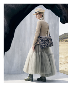 Sassen_Dior_Cruise_2019_03.thumb.png.53ad4da02523df9dbe04be040182056c.png