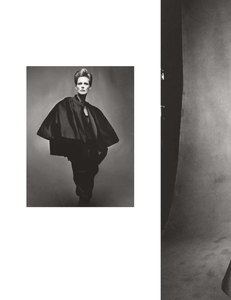 The_Artist_Meisel_Vogue_UK_December_2018_01.thumb.png.38f25bef98ebcb4ccc6c5ae1dfb52702.png