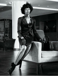 Vanderperre_W_Magazine_November_2013_04.thumb.png.614b44d5450b581e94da62b773f0df5d.png