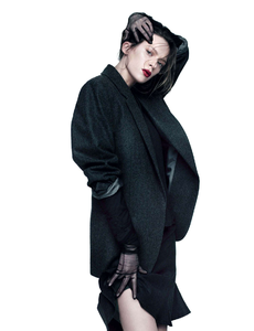 Vanderperre_W_Magazine_October_2013_01.thumb.png.23a9fc24925aecac0731b4be3fe317eb.png