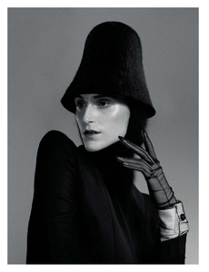 Vanderperre_W_Magazine_October_2013_07.thumb.png.e29d0cb1b7cc0c63a6c8d2c9e262e36a.png