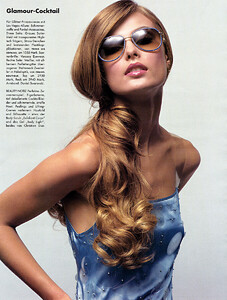 Vogue-DE-2000-06_019_AurelieClaudel_DavidThompson.jpg