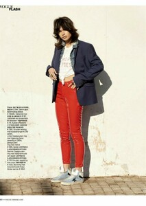 Vogue-NL-7-728x1024.jpg