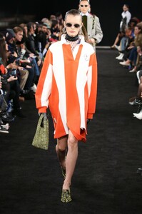 alexander-wang-pf191-015(1).thumb.jpg.2880346f4a14737e265fde6fc335c758.jpg