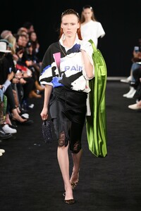 alexander-wang-pf191-045(1).thumb.jpg.a92ca7d6348153a5a2b3e3616b6dd19a.jpg