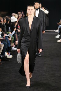 alexander-wang-pf191-049(1).thumb.jpg.22c2e6cd5ae76486461bcd062e03afd4.jpg