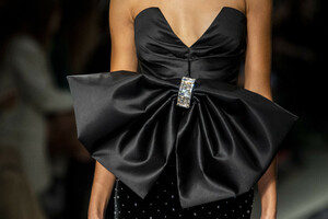 azzaro-hc-clp-rs19-6904.thumb.jpg.191ce208a4bb93e97c5645ba05f18124.jpg