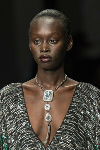 azzaro-hc-clp-rs19-6970.thumb.jpg.e939ba1d7f8cfdbf076bae3c3688f5a0.jpg