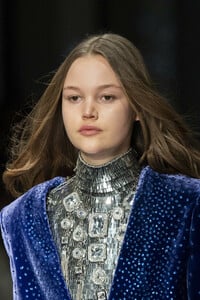 azzaro-hc-clp-rs19-7069.thumb.jpg.96a59c9858b95a557c63bc220867006a.jpg
