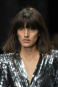 azzaro-hc-clp-rs19-7126.thumb.jpg.c719eb186f70f1eaecb278f985969699.jpg