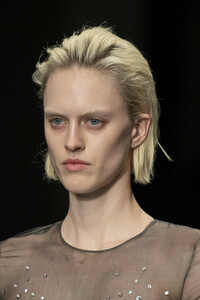 azzaro-hc-clp-rs19-7143.thumb.jpg.057d5d027dacb9ed5c7baec685d7a085.jpg