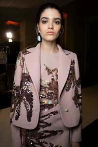 backstage-defile-elie-saab-printemps-ete-2019-paris-coulisses-55.thumb.jpg.f3d34f7355eadfaeee505960412f9327.jpg