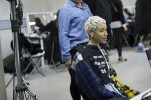 backstage-defile-neil-barrett-automne-hiver-2019-2020-milan-coulisses-8.thumb.jpg.5968a97dbb54c91b5ac251b710f0981b.jpg