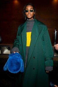 backstage-defile-paul-smith-automne-hiver-2019-2020-paris-coulisses-13.thumb.jpg.70784a7eebf9b24af26793188226f15a.jpg