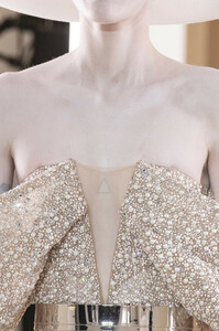 balmain-hc-clp-rs19-2668.thumb.jpg.4e214c25d1701e0b86f70f65a36c7e91.jpg