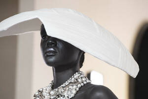 balmain-hc-clp-rs19-2889.thumb.jpg.28ce8ca10d875aa57cc72755edf17dc8.jpg