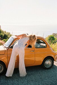 cameronhammond_freepeople008.thumb.jpg.2a98d5c27668daa4c4efc423cb8323ce.jpg