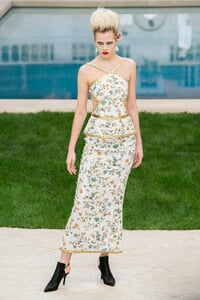 chanel-hc-rs19-0244.thumb.jpg.d31caae295d1e4c663ffd058a94f5742.jpg