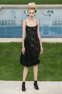 chanel-hc-rs19-0352.thumb.jpg.5f7d6c72360ed2a7737671326e467634.jpg