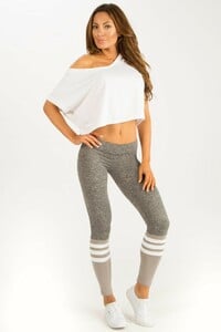 designer-luxury-leggings-bombshell-sportswear.jpg