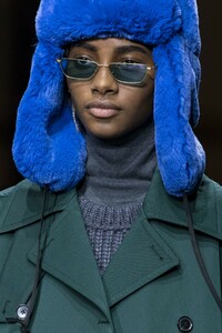 detail-defile-paul-smith-automne-hiver-2019-2020-paris-detail-62.thumb.jpg.6c314ad7d3d8b82efca94fa96889cc6e.jpg