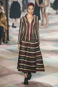 dior-hc-rs19-0553.thumb.jpg.5bb2f1edd61dbae9abe481c6a8240edf.jpg