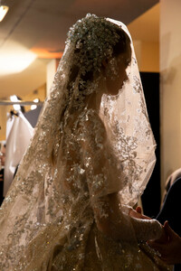 elie-saab-hc-bks-m-rs19-4234.thumb.jpg.4fa03cac2bb0c3dc93712eeaf1ee17bc.jpg