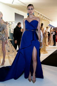 elie-saab-hc-bks-m-rs19-4466.thumb.jpg.6256f4ee4d4cd6f27469e4da2ee96912.jpg